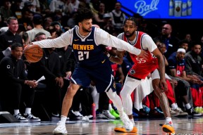 九游体育首页入口赛地聚焦：NBA季后赛集结日热度飙升，底特律活塞队长鼓劲，态度坚定，控场能力受关注的简单介绍