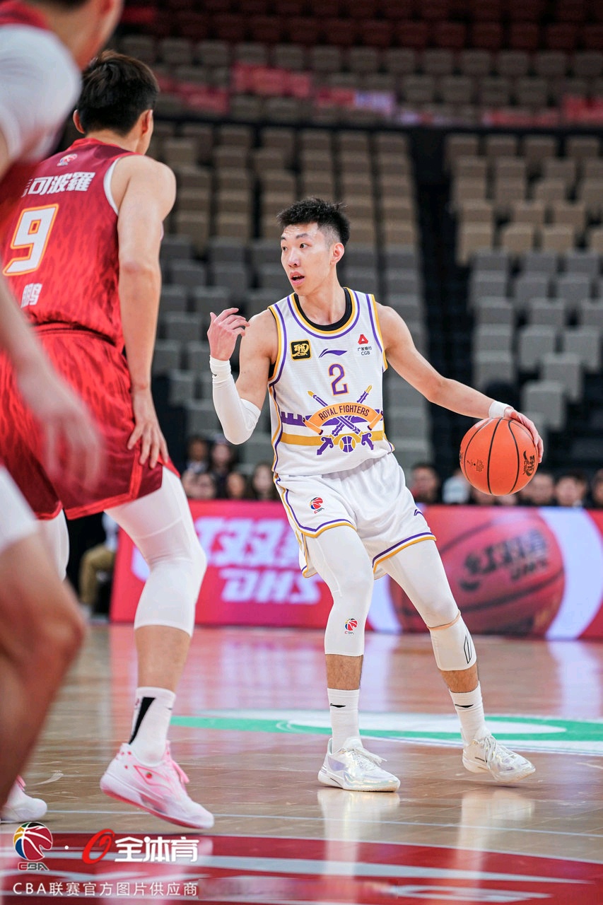 国际比赛日深圳男篮门线救险：全明星赛节点到来，媒体盛赞，球队文化再被提及的简单介绍