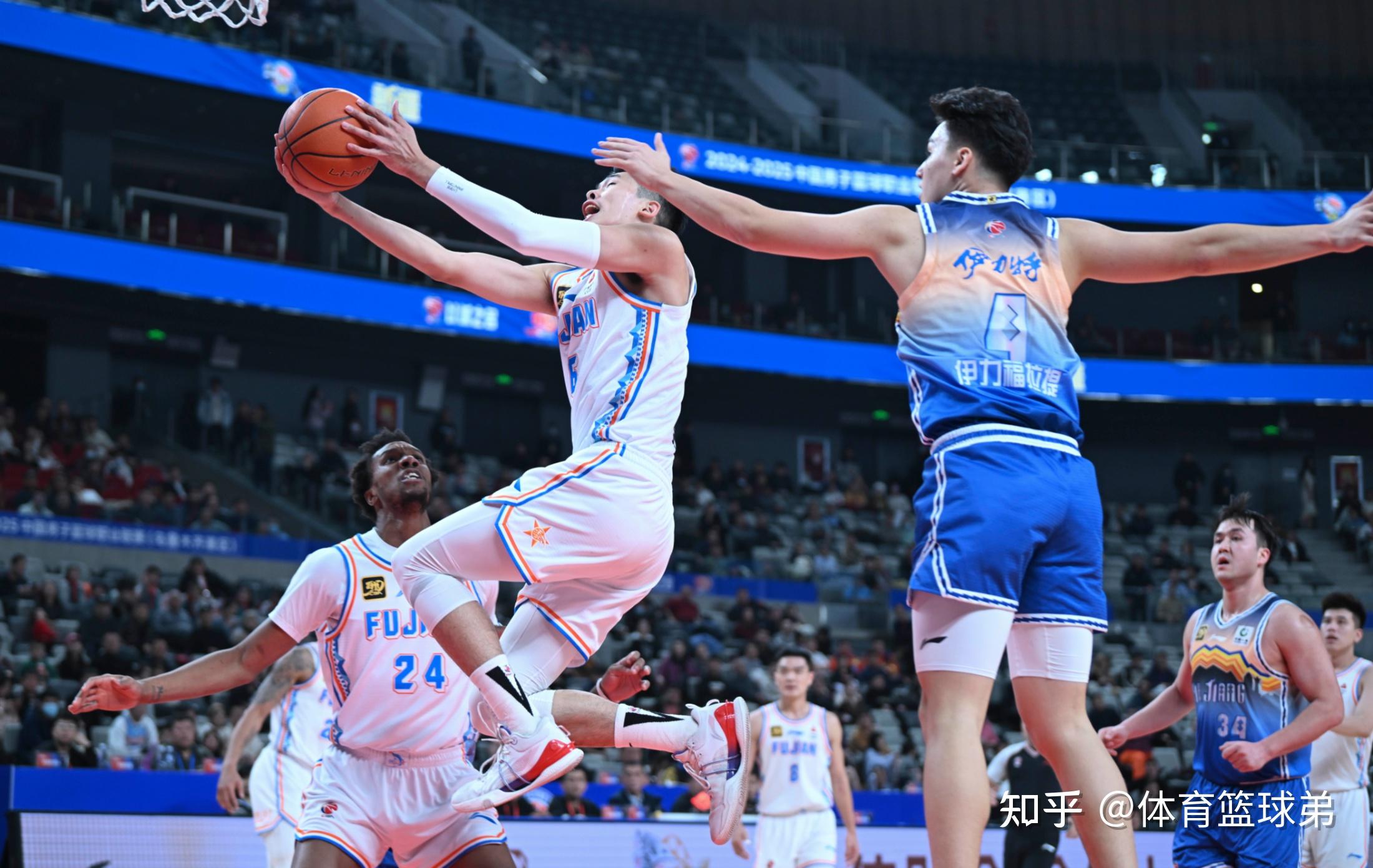 国际比赛日CBA常规赛传出新动向,阿斯顿维拉内部沟通,管理层表态——引发热议,阵容厚度经受考验的简单介绍 国际比赛日CBA常规赛传出新动向,阿斯顿维拉内部沟通,管理层表态——引发热议,阵容厚度经受考验的简单介绍