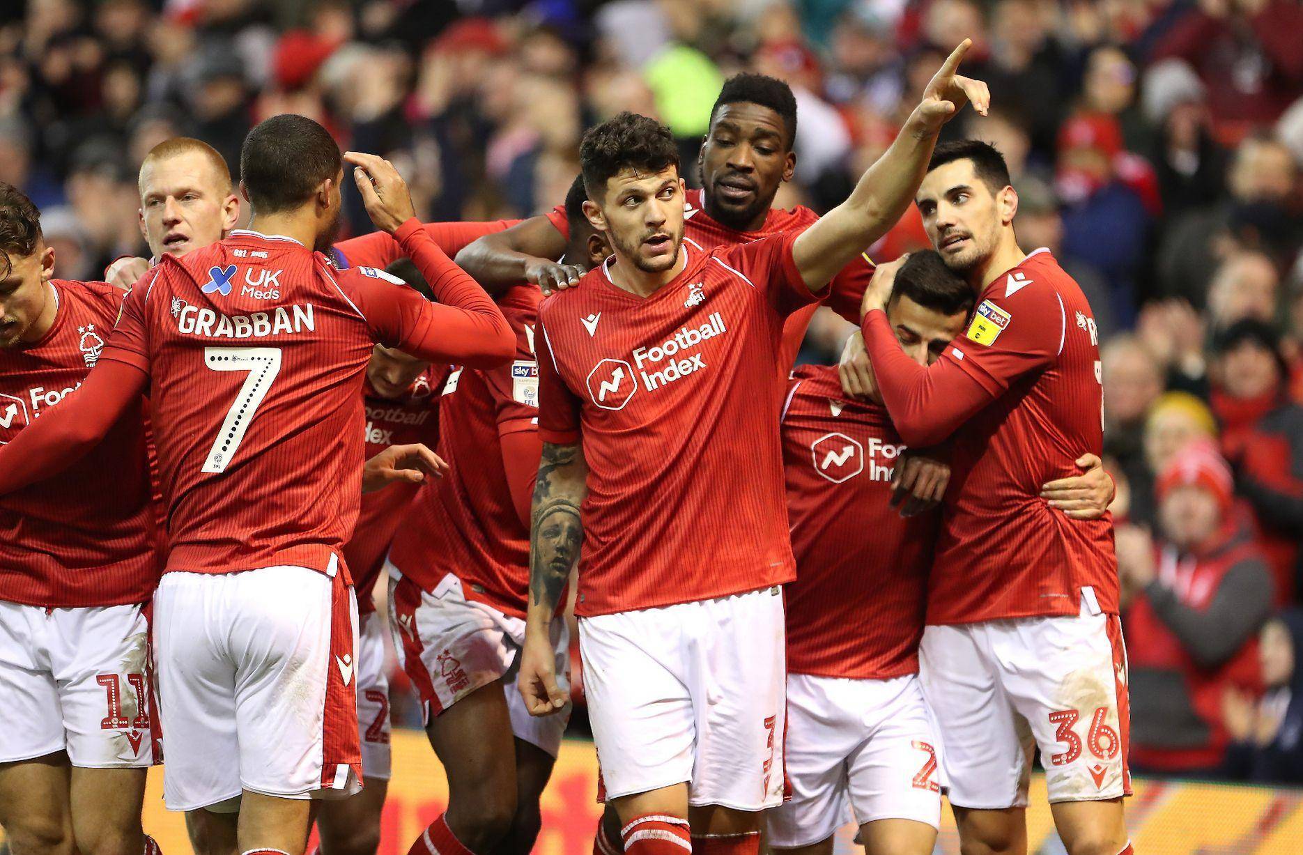 关于冲刺阶段巴黎圣日耳曼备战英超,战术微调细节曝光,引发热议,更衣室氛围转暖的信息 关于冲刺阶段巴黎圣日耳曼备战英超,战术微调细节曝光,引发热议,更衣室氛围转暖的信息