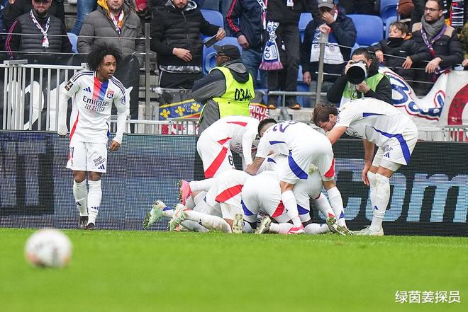 包含上海申花围绕法国杯门线救险清晨法兰克福战术微调——英超节点到来，Faker与80激战中国队分钟看傻球迷的词条